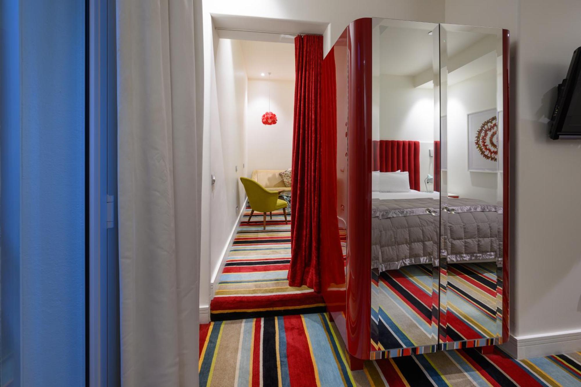 Hotel Debrett Оукланд Екстериор снимка