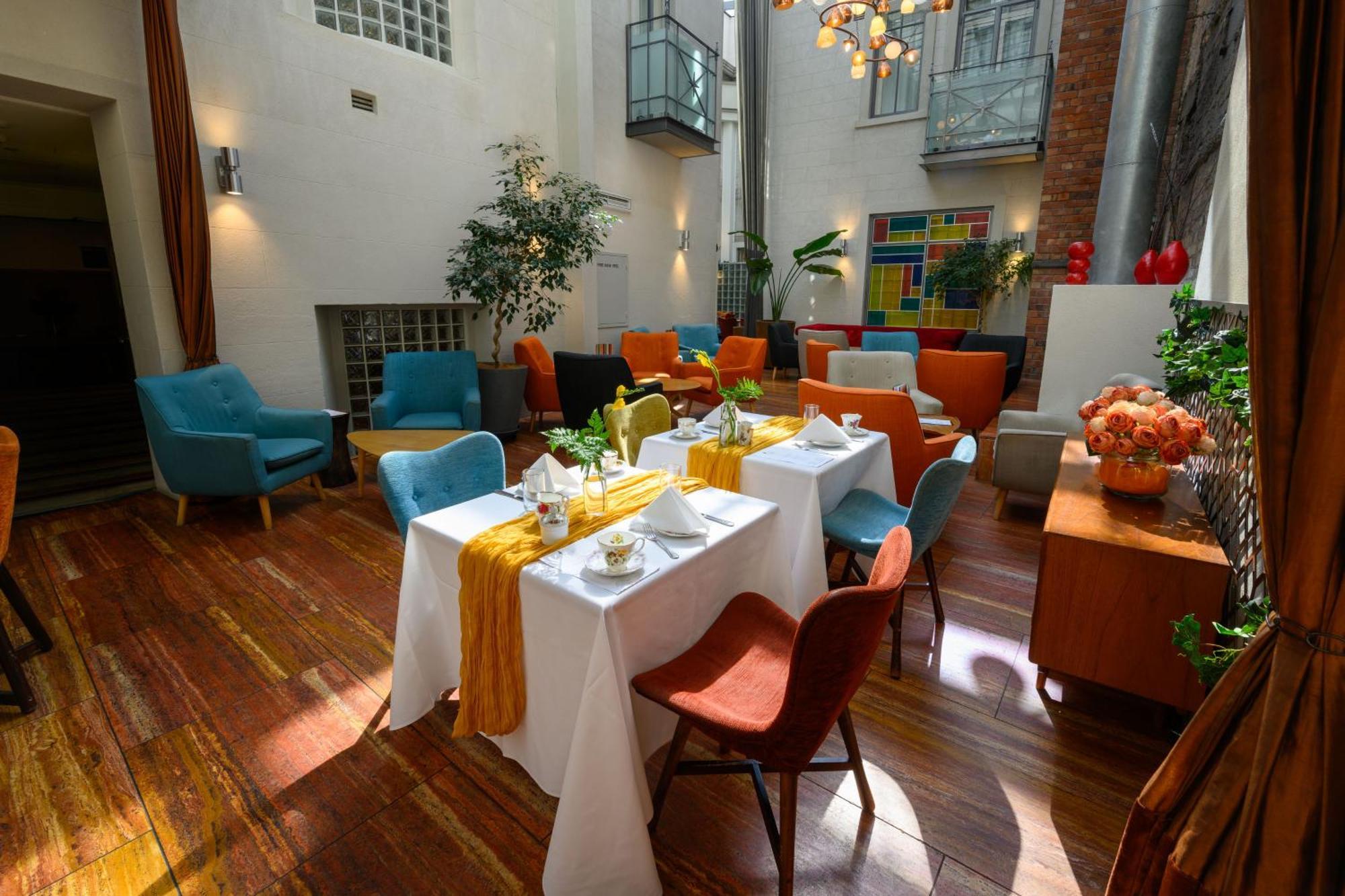 Hotel Debrett Оукланд Екстериор снимка
