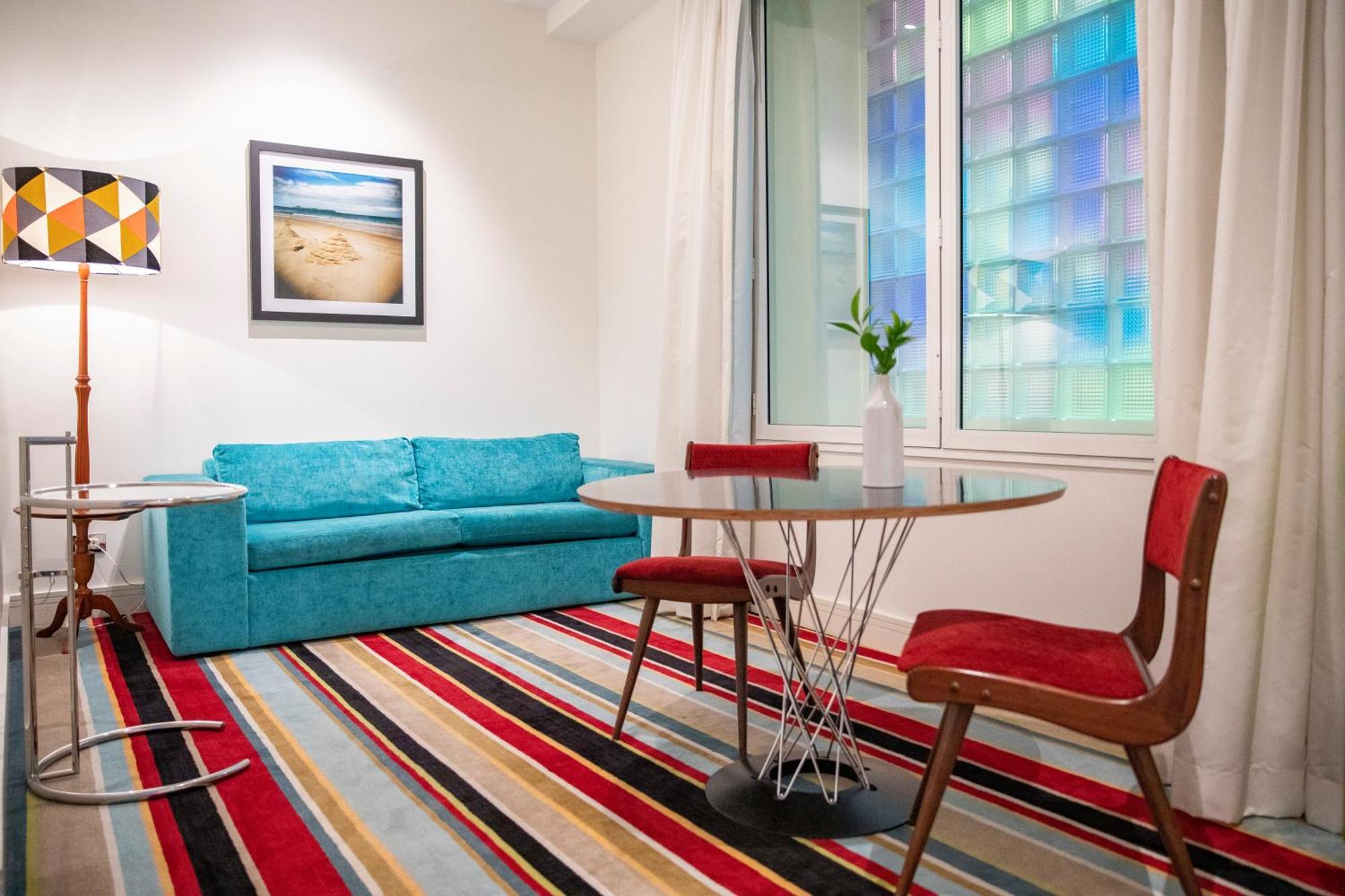 Hotel Debrett Оукланд Екстериор снимка