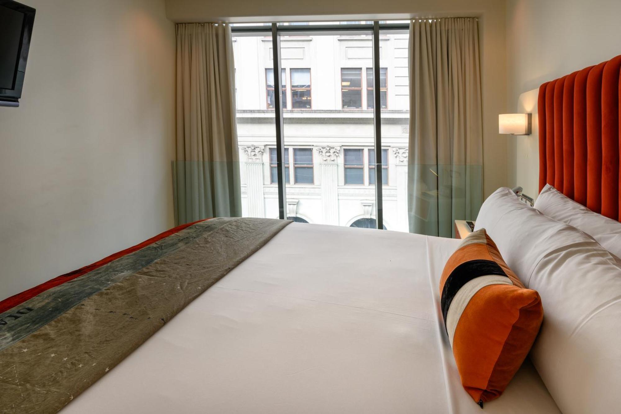Hotel Debrett Оукланд Екстериор снимка