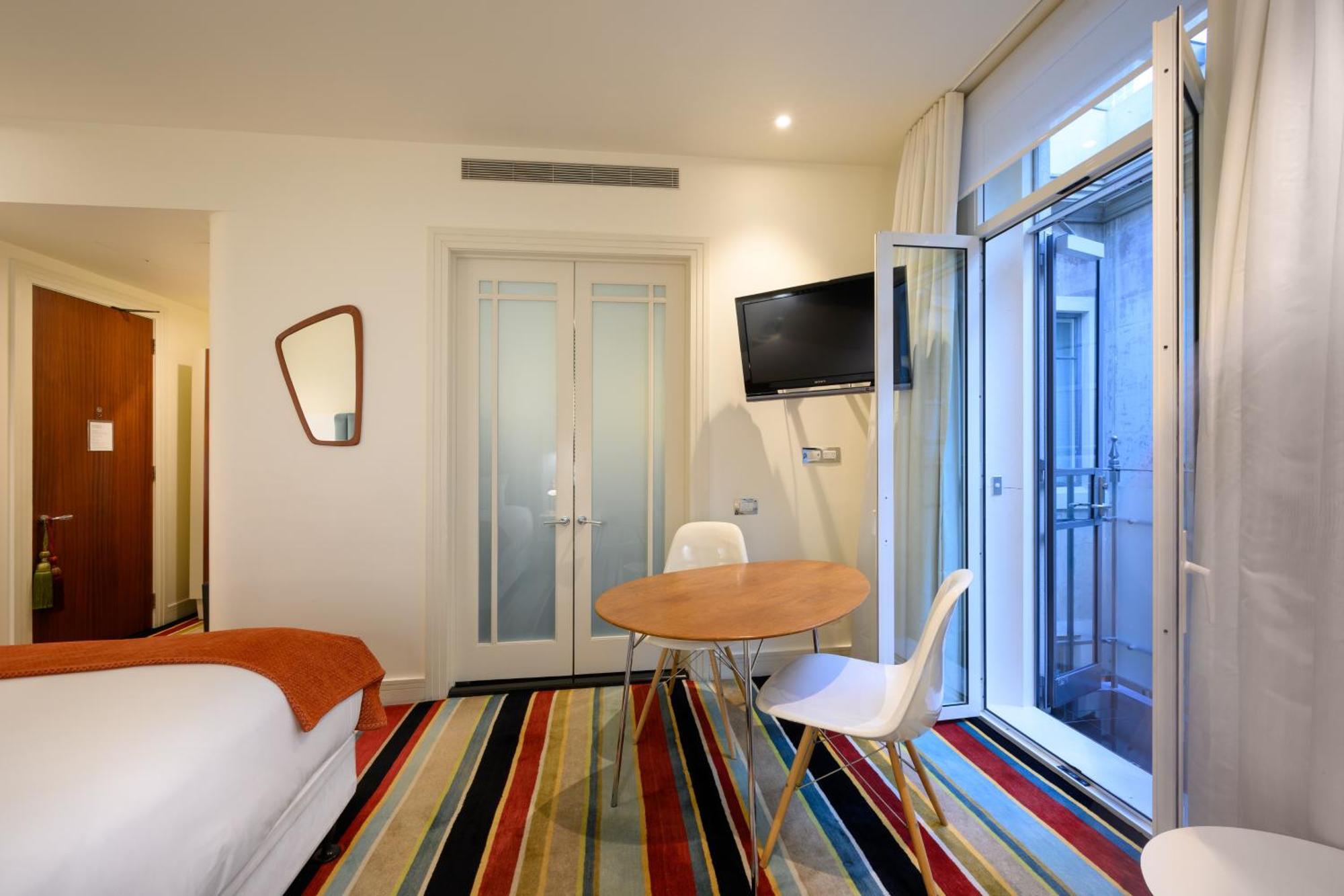 Hotel Debrett Оукланд Екстериор снимка